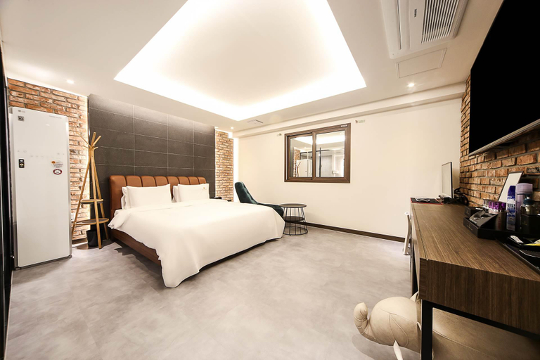 Bedroom 3, Ulsan Jinjangdong Hotel Ground 7, Buk