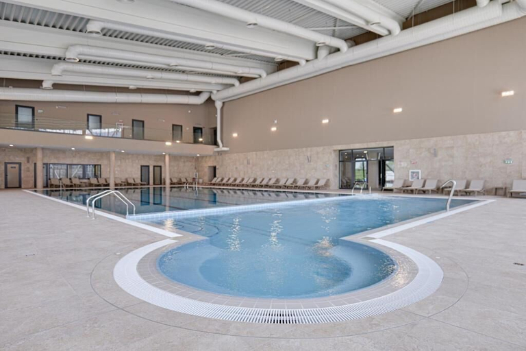 Pool, Hotel Complex SamElyon, Samokov
