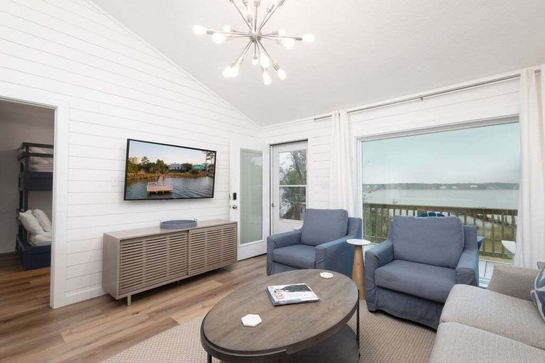 Living area 3, Sailhouse West 2 Bedroom Duplex, Baldwin