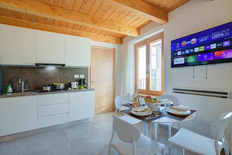 Private kitchenette 5, Residenza Lugana Apartments, Verona