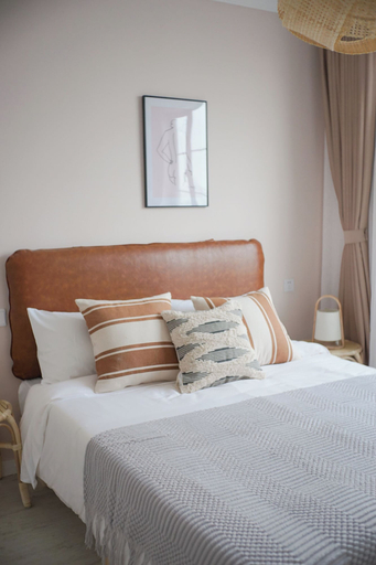 Room 5, Pine Cedar Suites Hua Xiao Ye, Shanghai