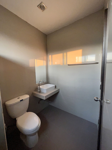 Bathroom, Nangfa Mini Hotel, Mae Chan