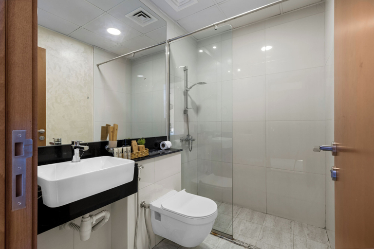 Bathroom 4, 2BR Premium Canal & Burj Khalifa View, Dubai
