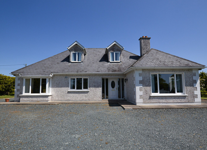Exterior 2, Ballygarrett Holiday Home