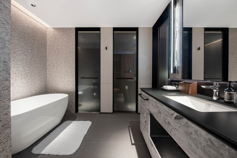 Bathroom 5, Intercity Shanghai Xujiahui, Shanghai