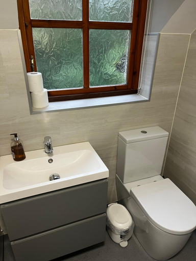 Bathroom 3, Tully Mill Cottages, Fermanagh and Omagh