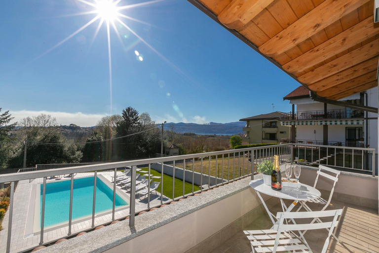 Balcony/terrace 4, Villa Il Gelsomino Bellavista in Lake Maggiore - Happy Rentals, Varese