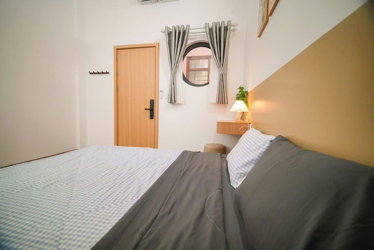 Room 5, Moon's House, Phù Cát