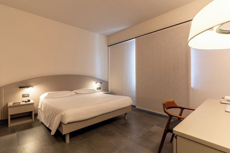 Bedroom 5, Aldero Hotel, Viterbo