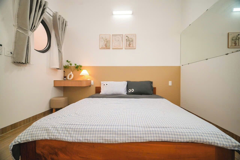 Room 2, Moon's House, Phù Cát