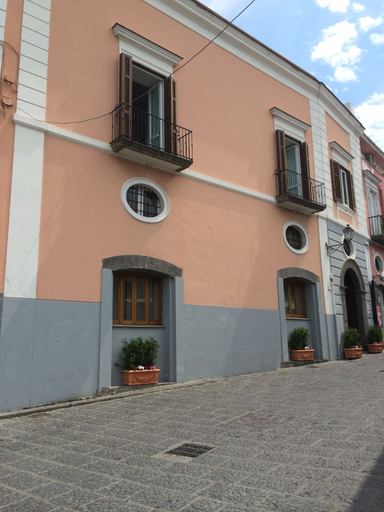 Exterior & Views 2, Pensione Di Lustro, Napoli