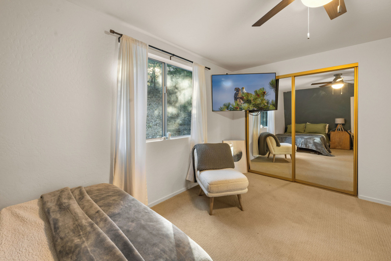 Room 2, Deer Canyon Home, San Bernardino