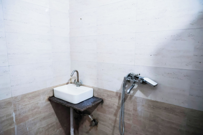 Bathroom, Roomshala 035 Premium Inn Noida Sec 15, Gautam Buddha Nagar