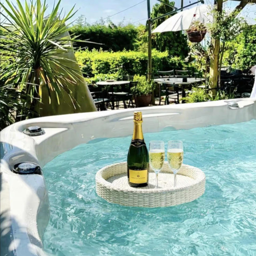 Sport & Beauty 2, Duck Lodge B&B With Hot Tub, West Sussex