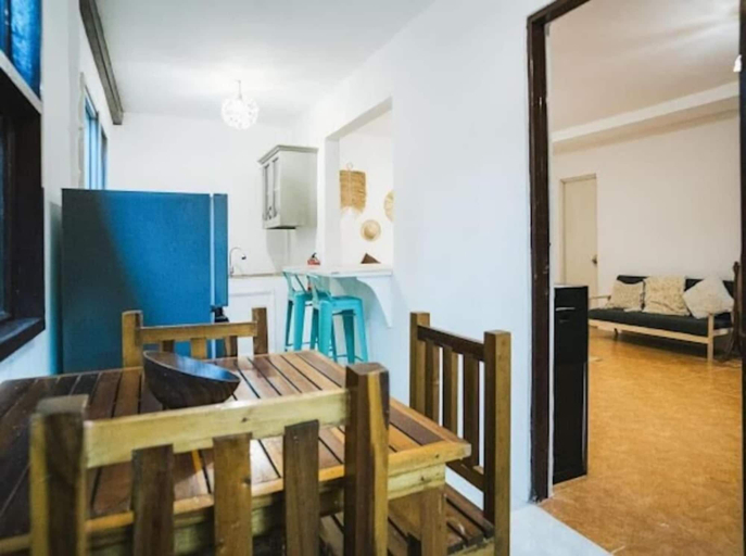 Others 3, Malaya House, El Nido