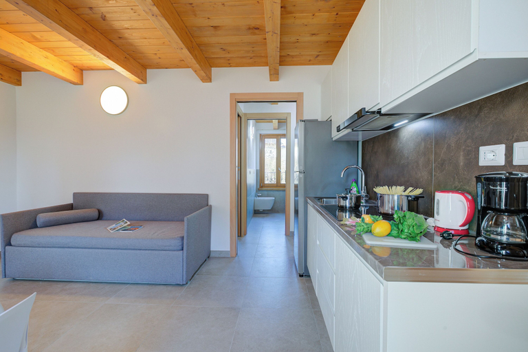 Private kitchenette 4, Residenza Lugana Apartments, Verona