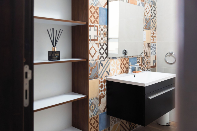 Bathroom 5, Swieqi Jacuzzi