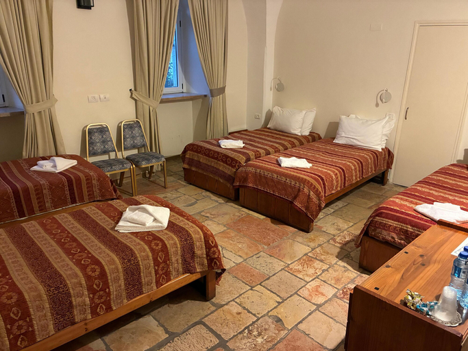 Room 3, Christ Church Guest House