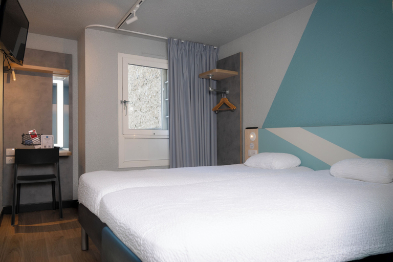 Bedroom 4, ibis budget Perigueux, Dordogne