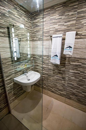 Bathroom 5, Hotel Copacabana Kribi, Océan