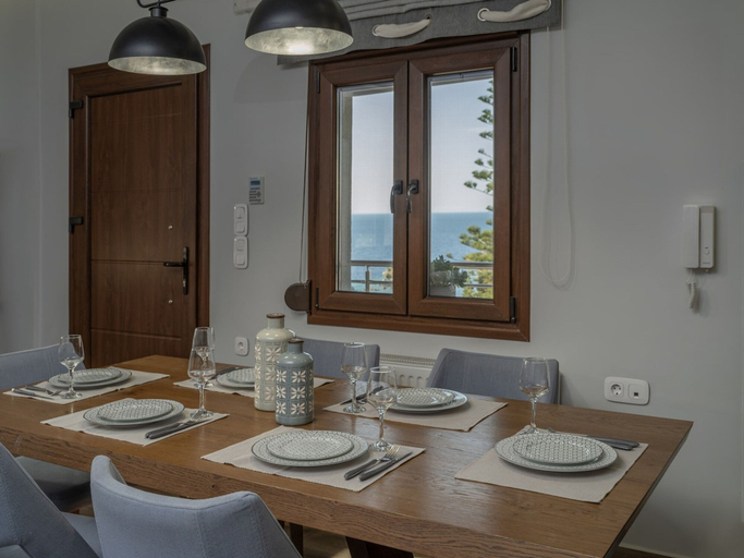 Room 4, D A New Luxury Villa With Private Pool, Crete