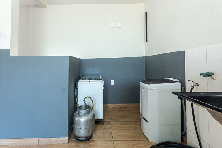 Room 5, Apartamento 4 Quartos com Wi-fi e Garagem, Pará de Minas