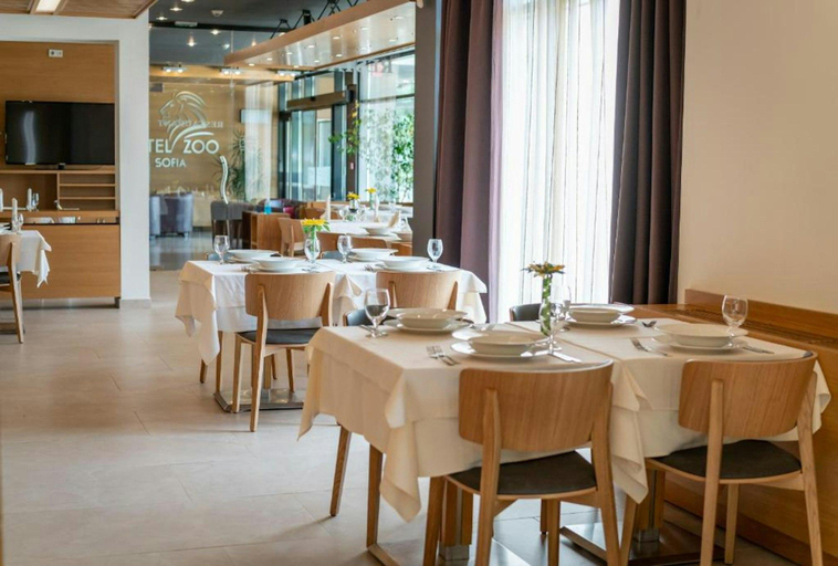 Food & Drinks 5, Hotel Zoo Sofia, Stolichna