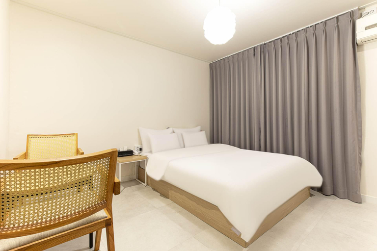 Bedroom 2, Iro Hotel Wolgot, Siheung