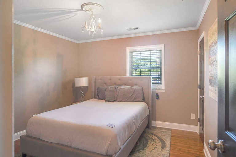 Room 4, Charlotte Mac in Charlotte, Mecklenburg