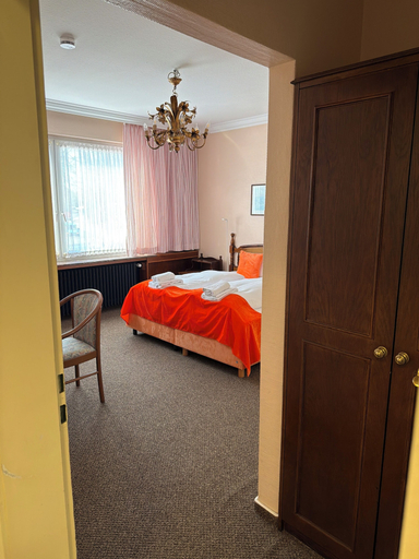 Bedroom 4, Hotel Bremer Kreuz, Verden