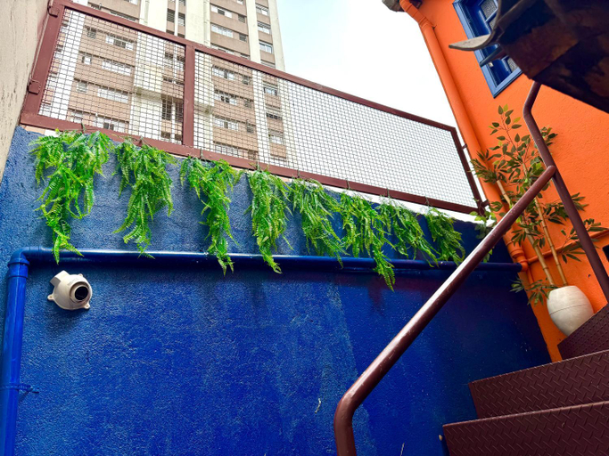 Sport & Beauty, Pinheiros Hostel e Food, São Paulo