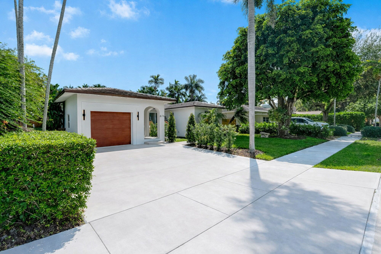 Room 2, Fox Pearl 4Bd Pool House- Las Olas Luxury Getaway, Broward