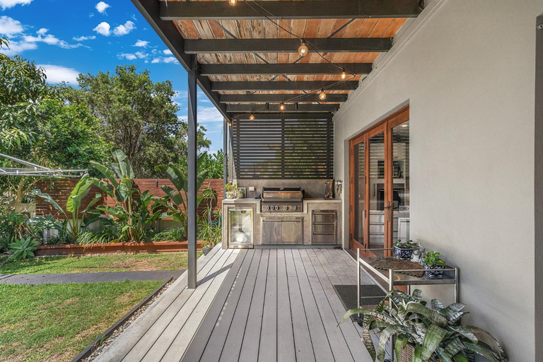 Others 3, Private coastal getaway Corlette, Port Stephens
