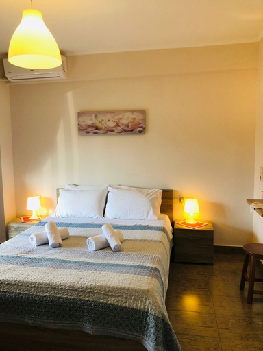 Room 3, Ariadni s Apartment 1 in Chania City, Crete