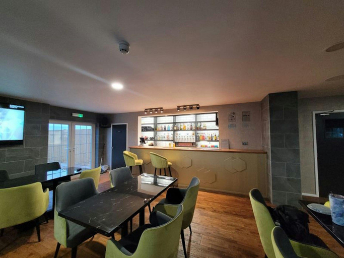 Food & Drinks 5, The Oakwood Hotel, Gloucestershire