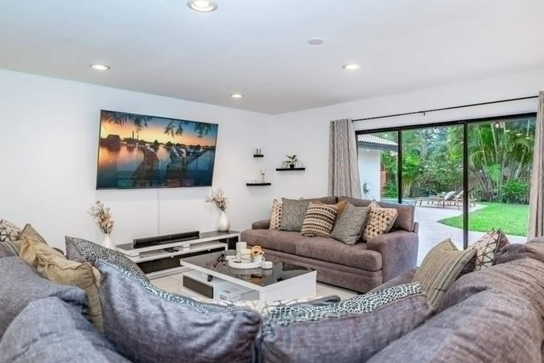 Others 5, Fox Private Resort-Heated Pool, Spa-Downtown&Beach, Broward