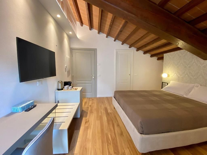 Room 5, Residenza d'epoca dei Fondachi, La Spezia