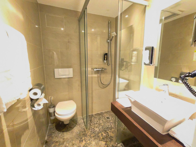 Bathroom 5, Koblenz Valley Hotel by Belvilla, Mayen-Koblenz