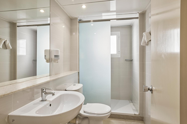 Bathroom, Apartamentos Mar i Vent, Baleares