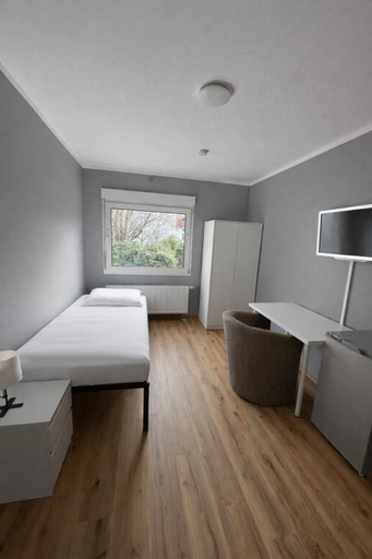 Bedroom 2, Zimmervermietung Bordequell - Unterkunft fur Monteure, Salzlandkreis