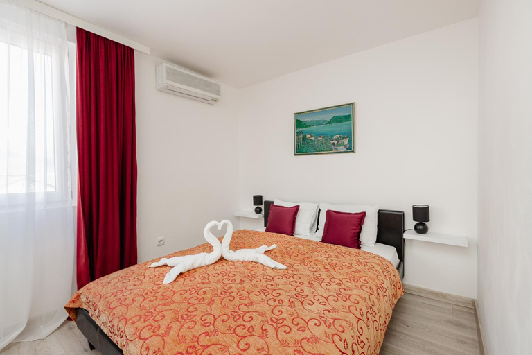 Bedroom 2, Hotel Azzurro