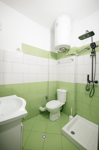 Bathroom 5, Vila Myrtaj, Sarandës