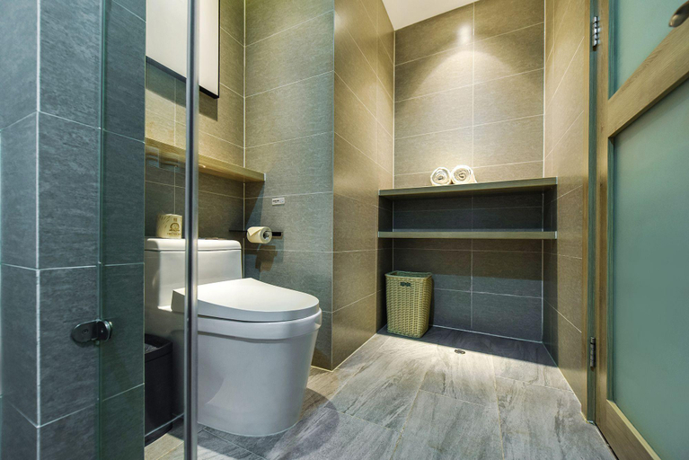 Bathroom 5, Atour Hotel Guiyang North Railway Station, Guiyang