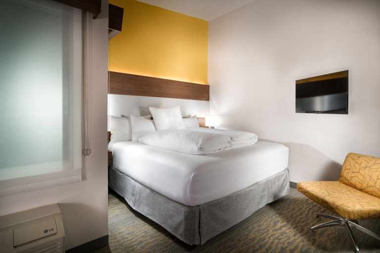 Bedroom 4, Hotel Z, San Diego