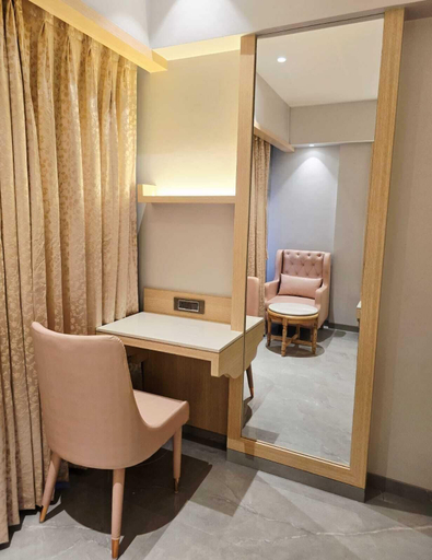 Interior 2, HOTEL MUMBAI HOUSE DIGHA AIROLI, Thane
