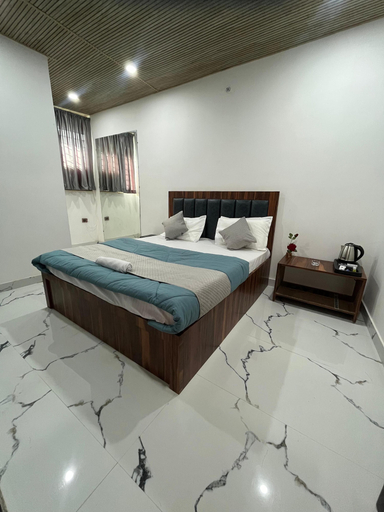 Primary image, Hotel Raj Inn, Lucknow