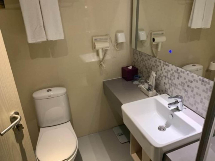 Bathroom 4, Mercure Hefei Sunac, Hefei