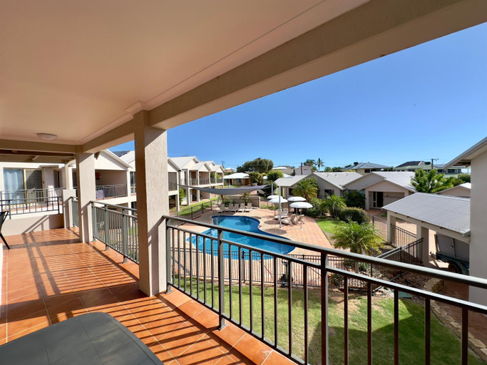 Others 3, Pelican Shore Villa 14 - Kalbarri WA, Northampton