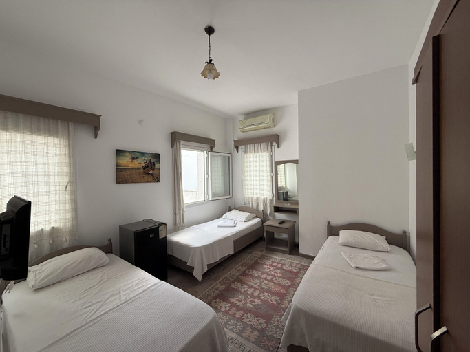 Bedroom 3, NEW SEDAN PANSIYON, Bodrum