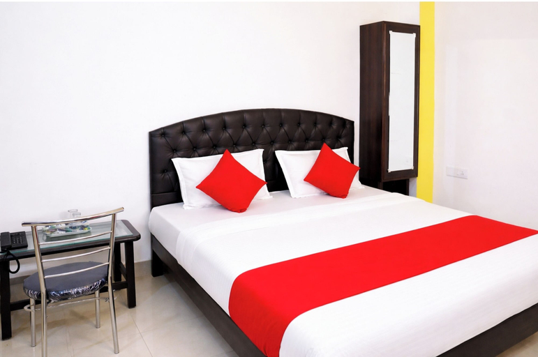 Room 4, Hotel Temple City Guest House, Varanasi